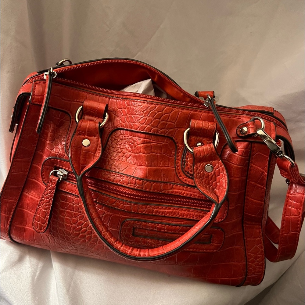 Bueno Crimson Croc-Embossed Satchel
